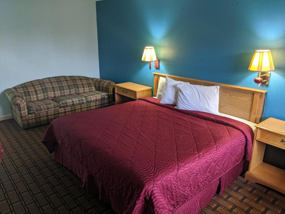 Executive Inn 韦恩堡 外观 照片